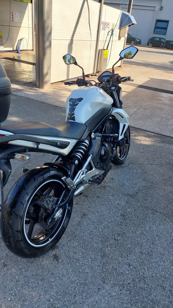 Kawasaki ER - 6 N Naked Blanc - 2