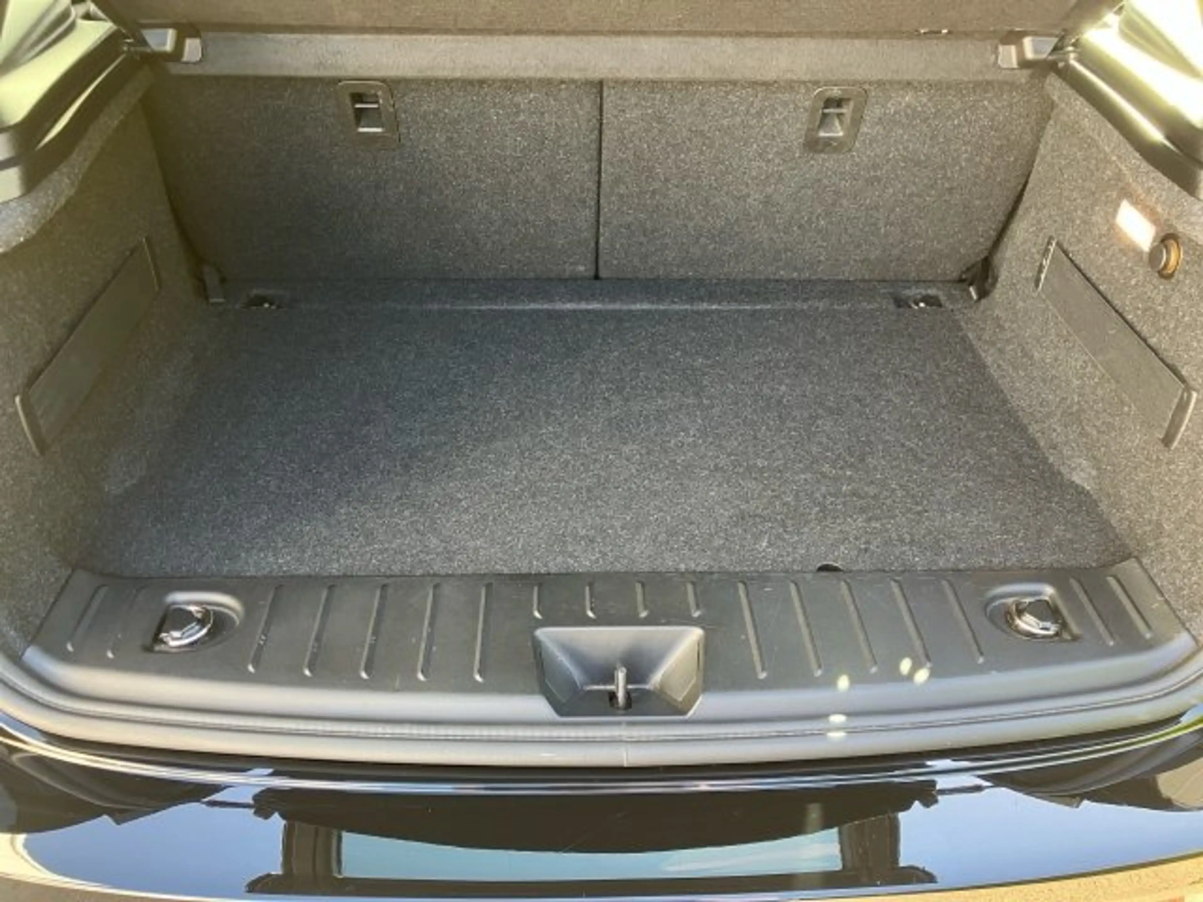 BMW i3 120AhA eDrive I01 Facelift (LCI) IB1 — photo 13