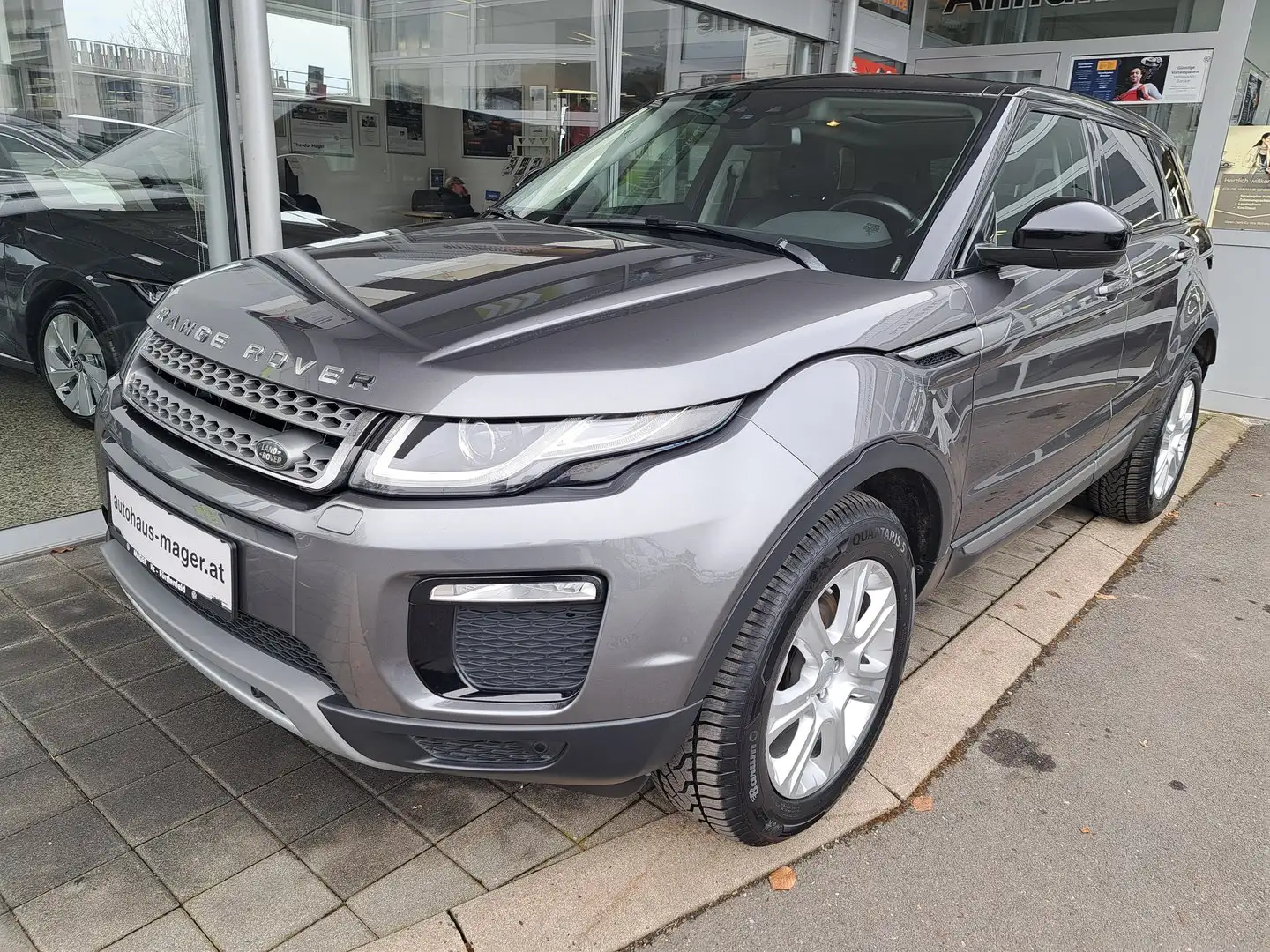 Land Rover Range Rover Evoque SE 2,0 TD4 Aut. Grau - 2