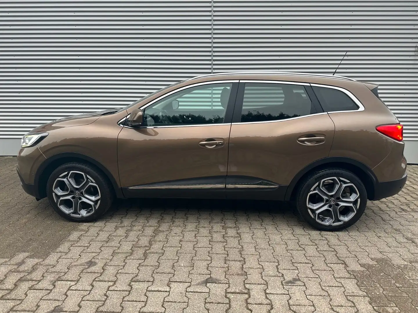 Renault Kadjar Collection, Rückfahrkamera, AHZV, Leder Braun - 2