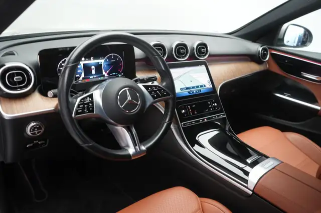 Mercedes-Benz C-Class view 13