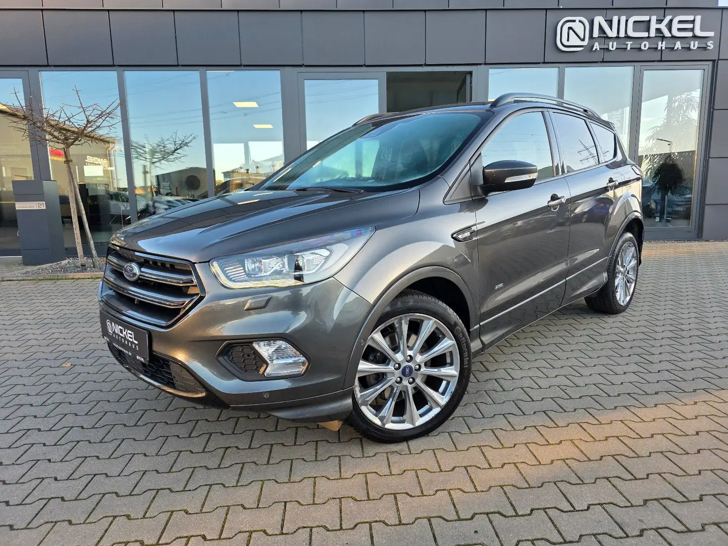 Ford Kuga ST-Line*Pano*Sthzg*E-Klappe*Kamera* Gris - 1