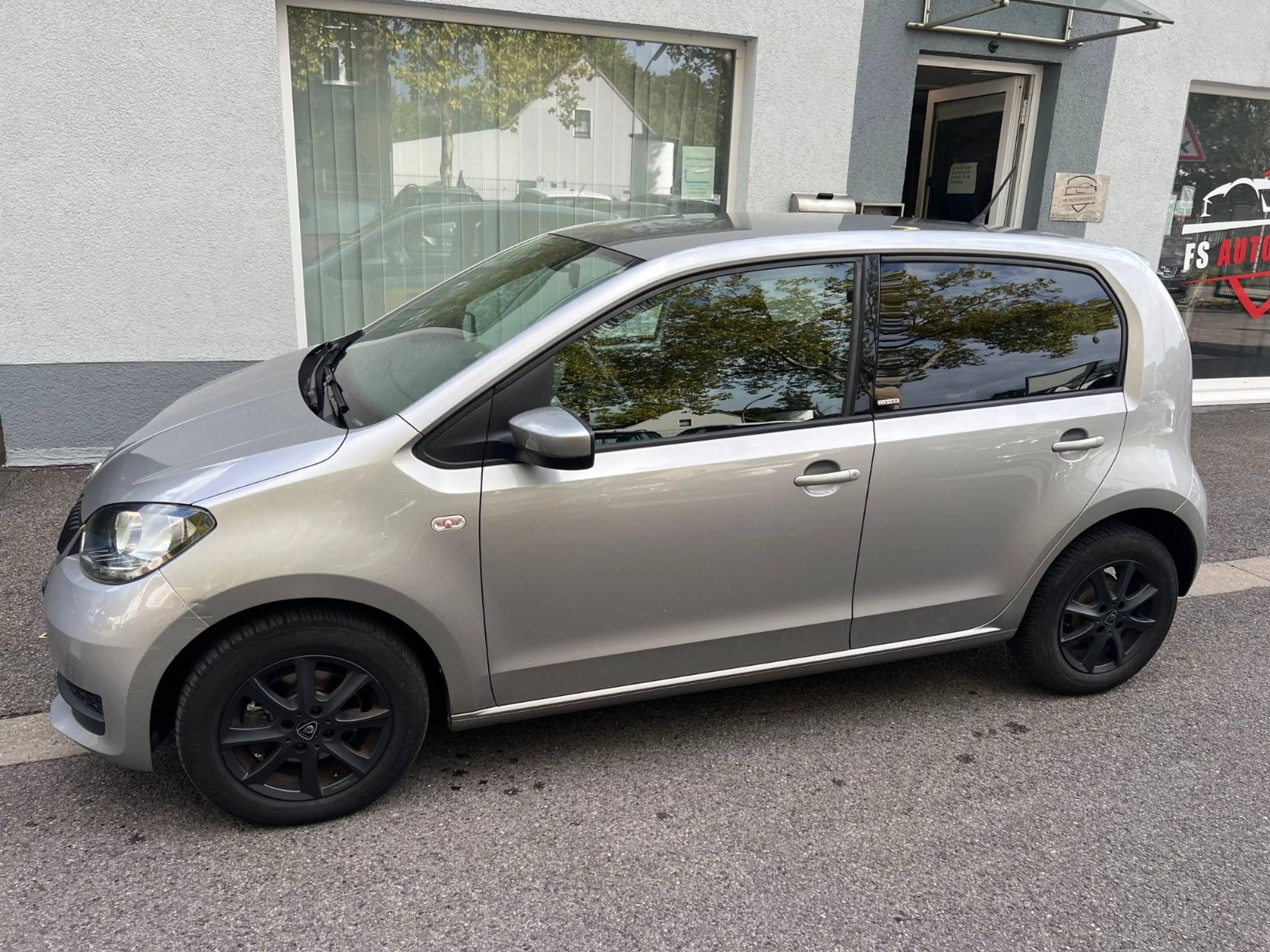 Skoda Citigo Clever"1.Hand"Klimaaut"Navi"PDC"SHZ"75PS" — photo 4
