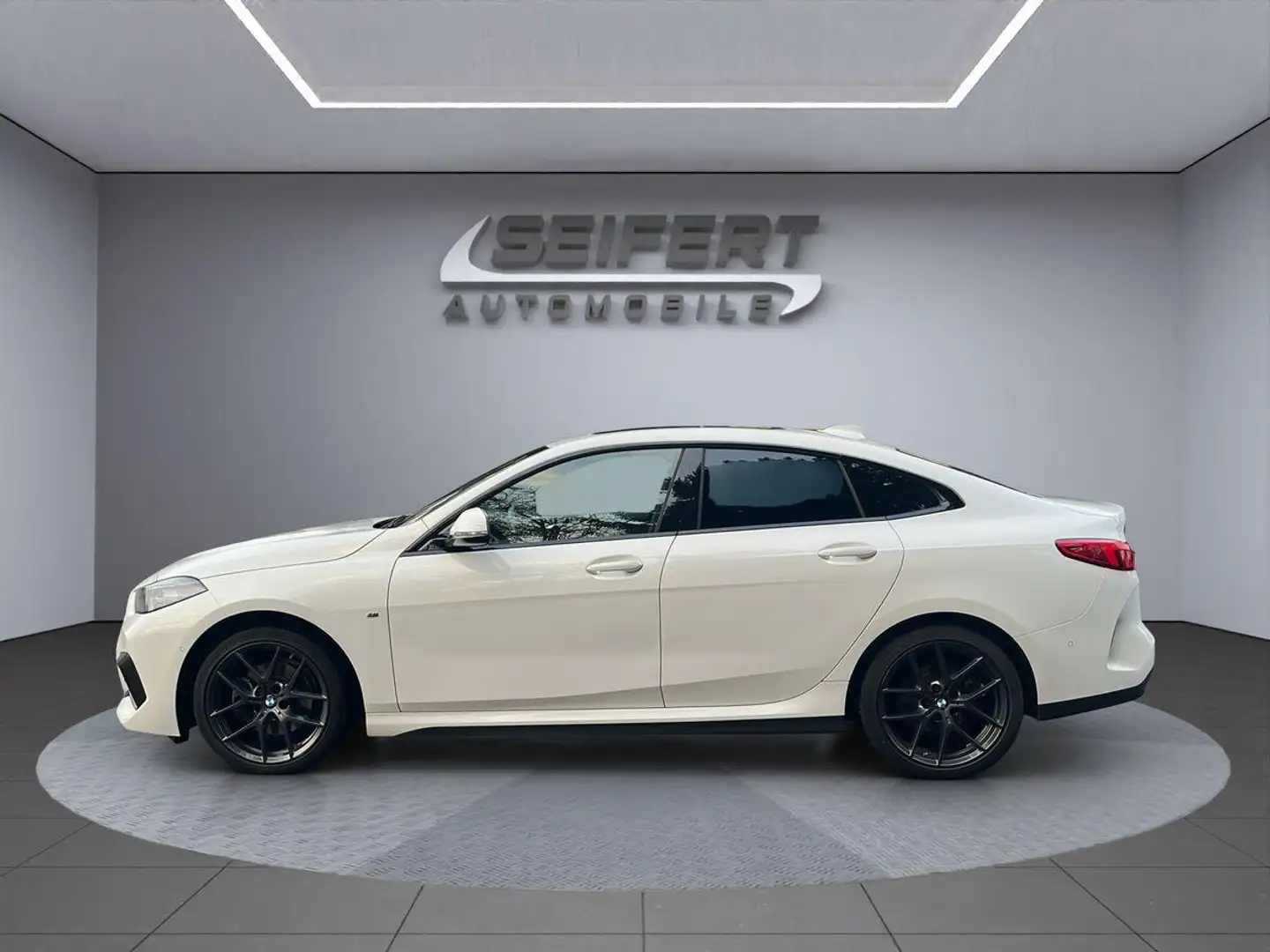 BMW 218 218i Gran Coupé I M Sport I HUD I PANORAMA I NAVI Alb - 2