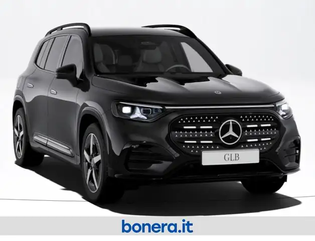 Mercedes-Benz GLB view 2
