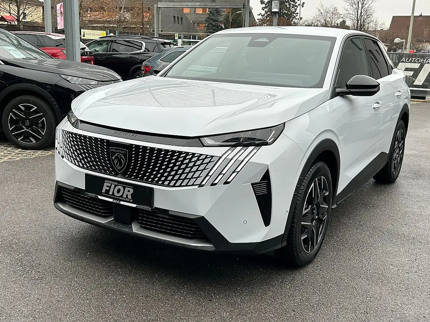 Peugeot 3008 Hybrid 136 E-DCS6 Allure Aut. (G2730) Weiß - 1