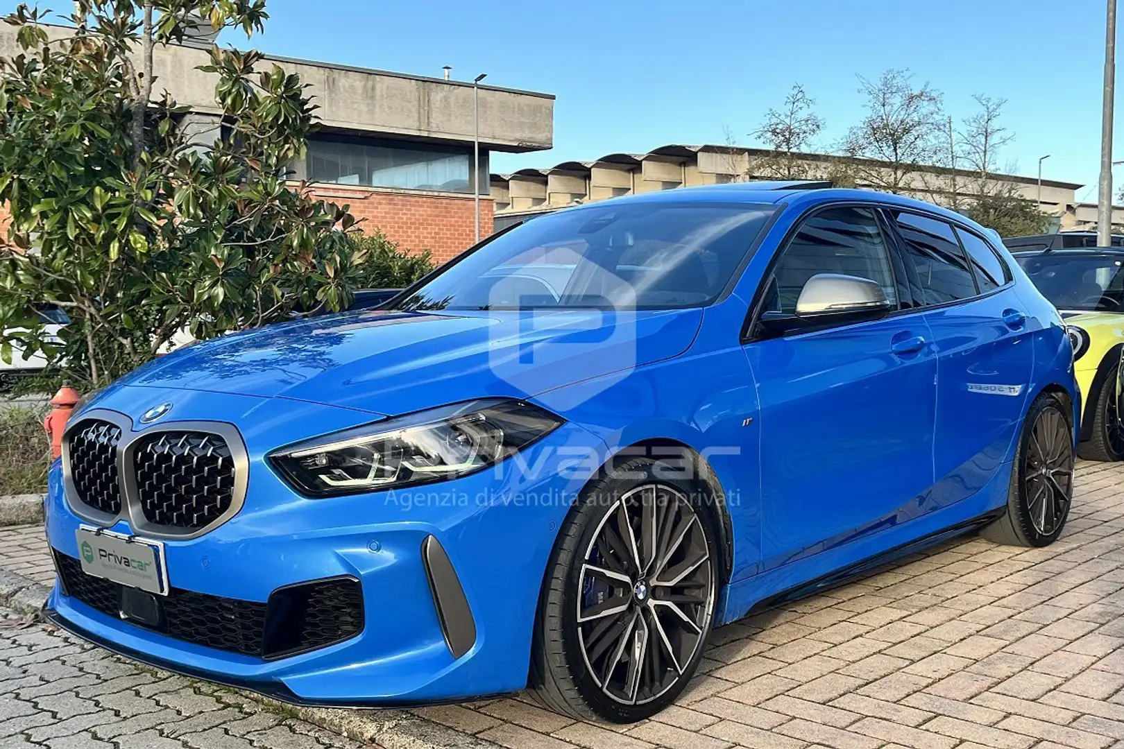 BMW 135 M 135i xDrive Bleu - 1