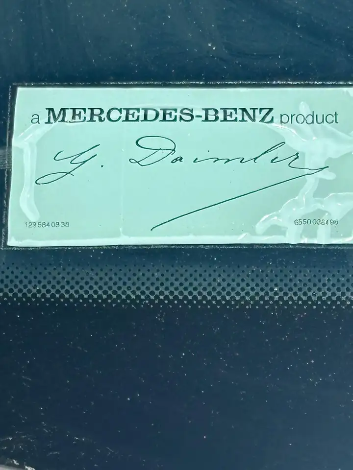 Mercedes-Benz C-Class photo Mercedes-Benz C-Class