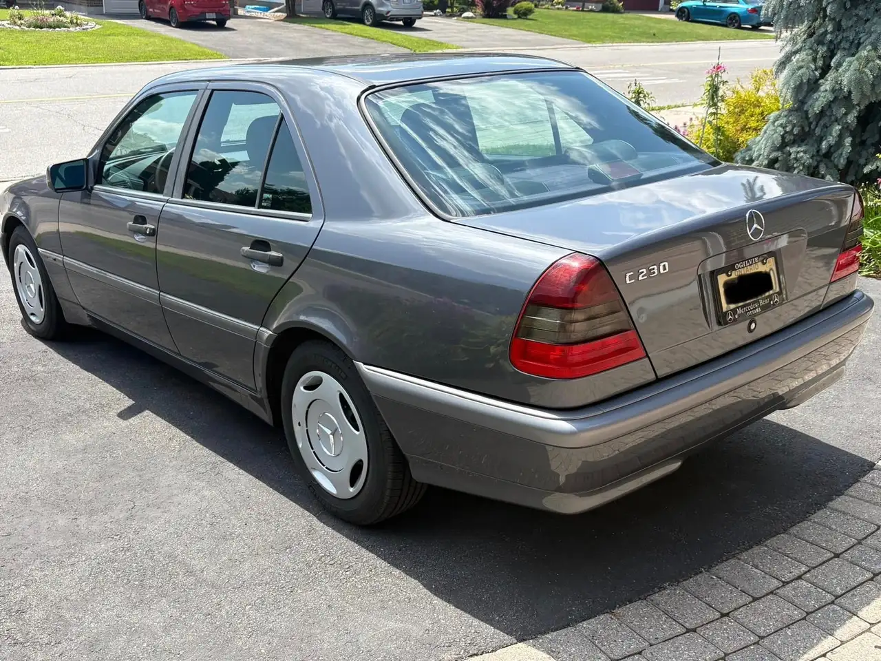 Mercedes-Benz C-Class photo Mercedes-Benz C-Class