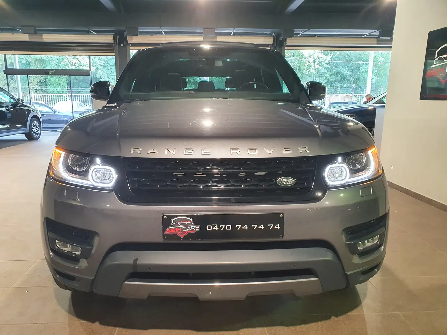 Land Rover Range Rover Sport 3.0 TDV6 HSE Dynamic Grijs - 2
