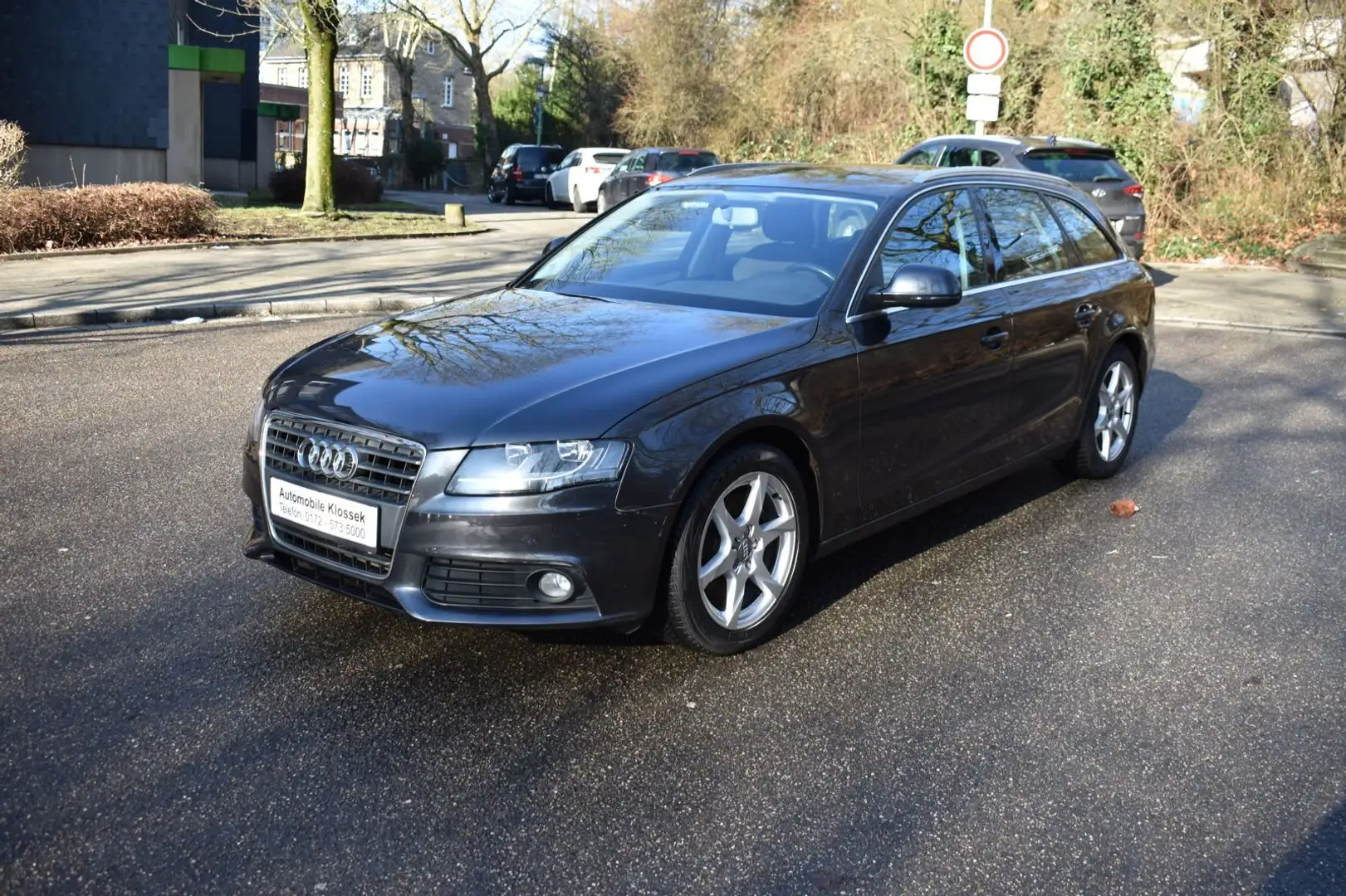 Audi A4 Avant 1.8 Ambition, Scheckheft, 2.Hand Grau - 1