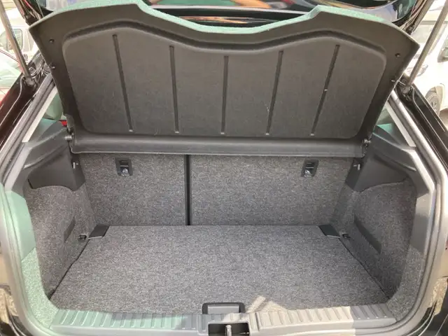 Seat Ibiza view 12