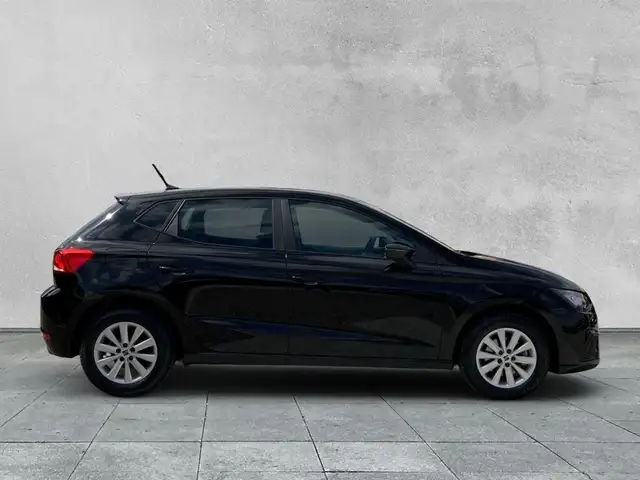 Seat Ibiza view 6