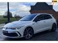 Volkswagen Golf 1.5 eTSI R-Line/ Virtual CP/ Pano/ IQ-light/ Sfeer Weiß - thumbnail 1