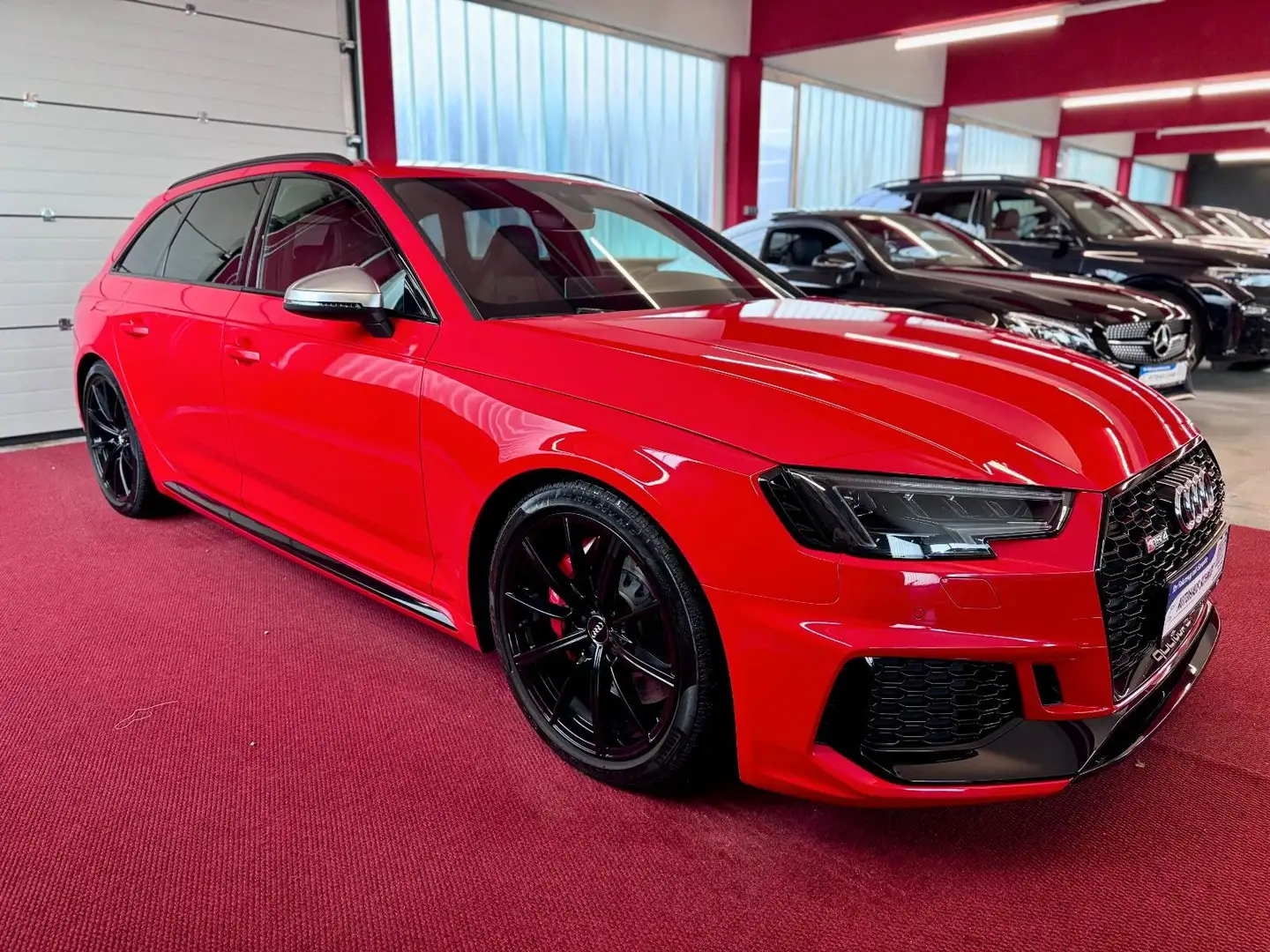 Audi RS4 Avant 2.9 TFSI B&O HeadUp Matrix KeylesGo Rouge - 2
