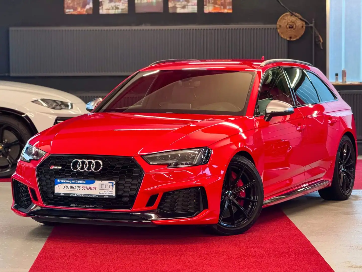 Audi RS4 Avant 2.9 TFSI B&O HeadUp Matrix KeylesGo Rouge - 1