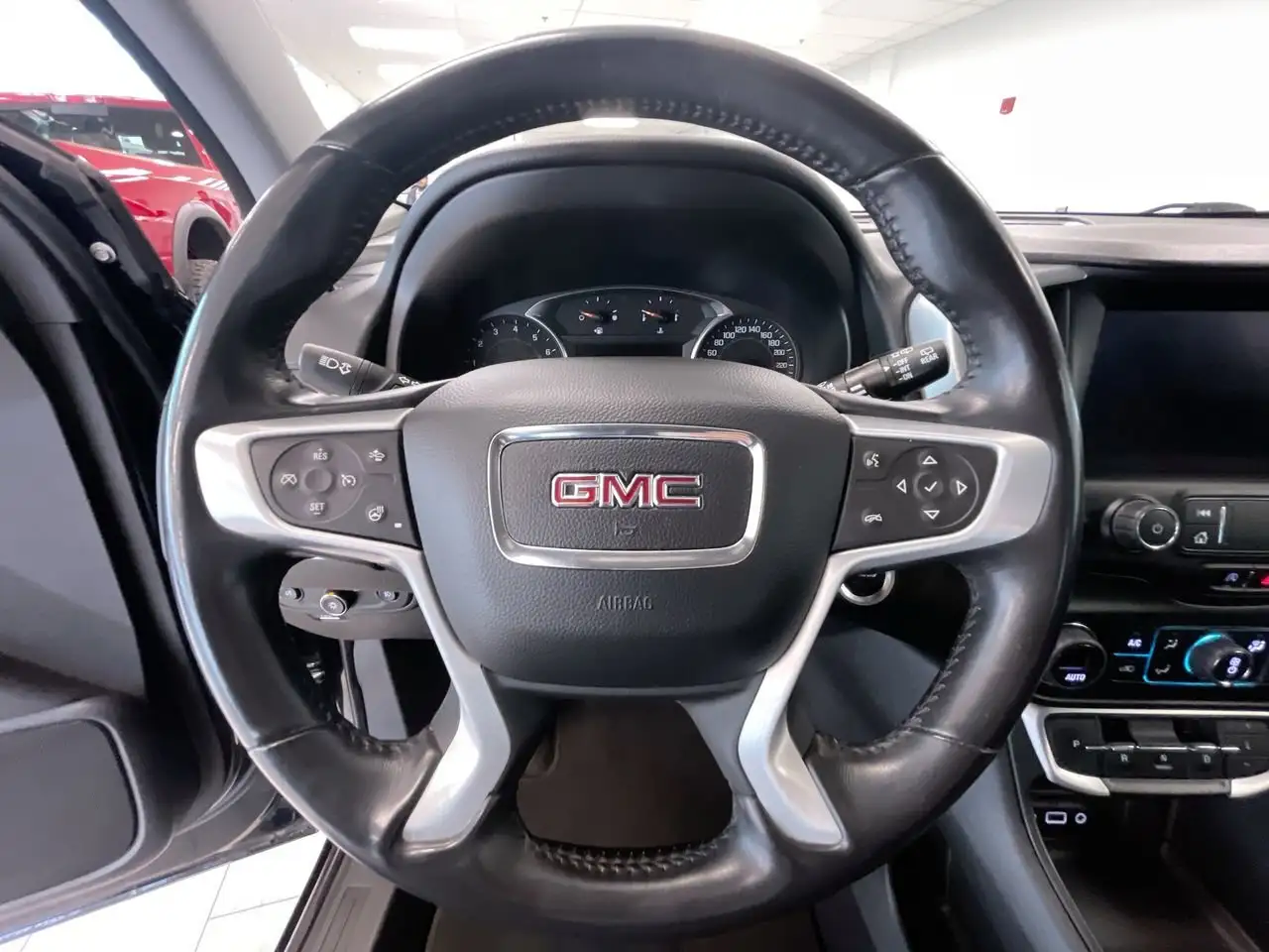 GMC Terrain снимка GMC Terrain