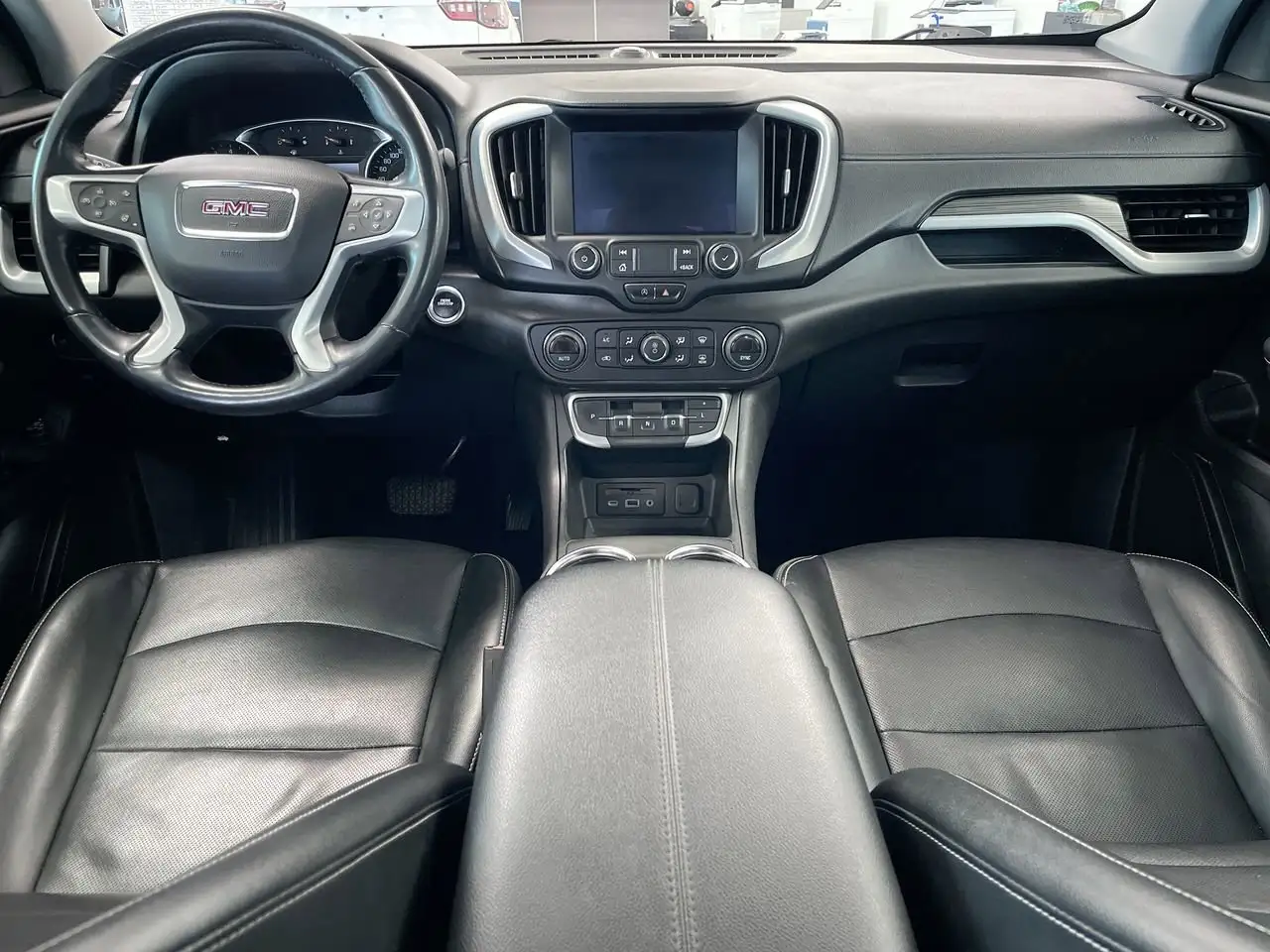 GMC Terrain снимка GMC Terrain