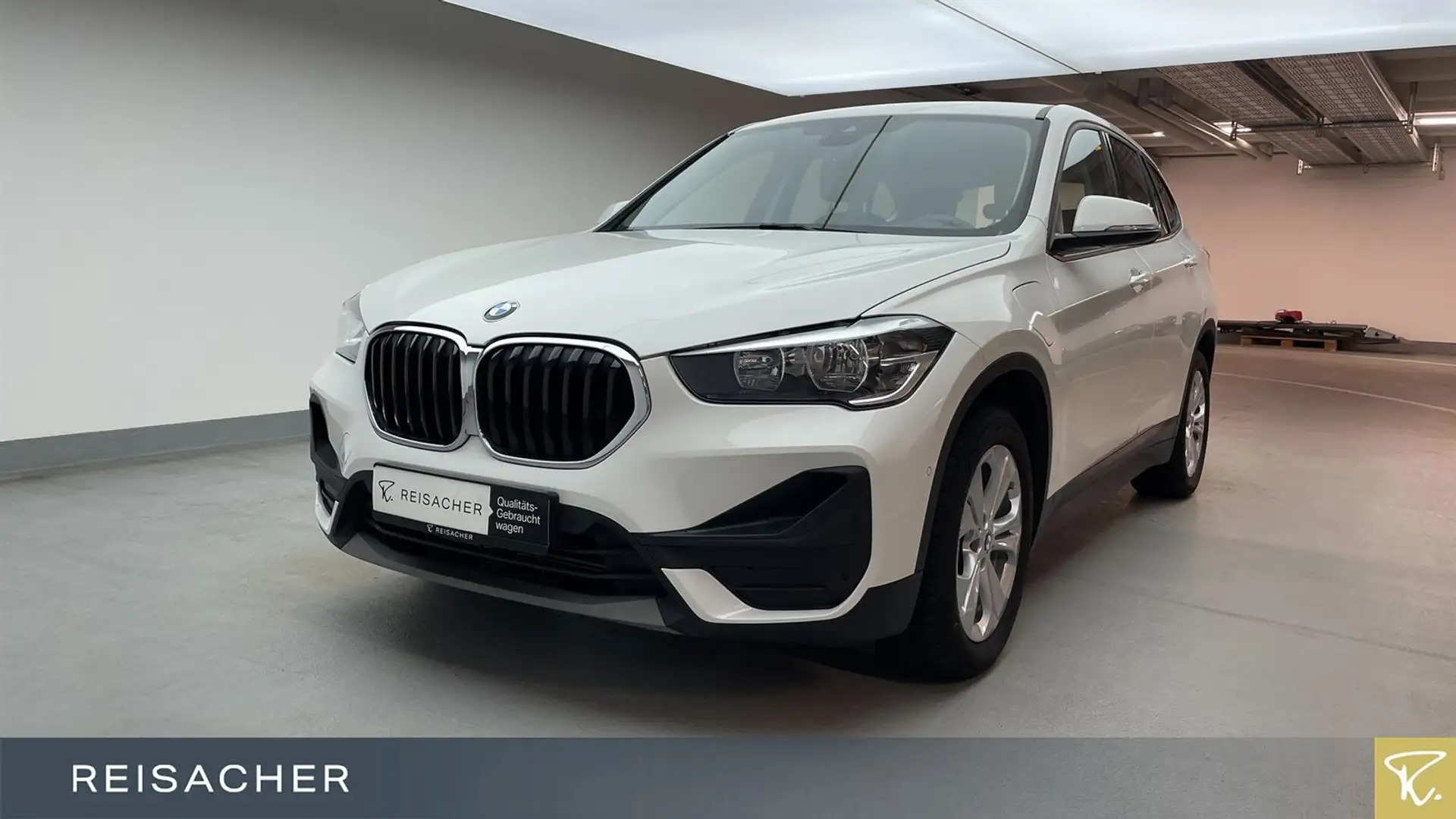 BMW X1 xDrive25e Weiß - 1