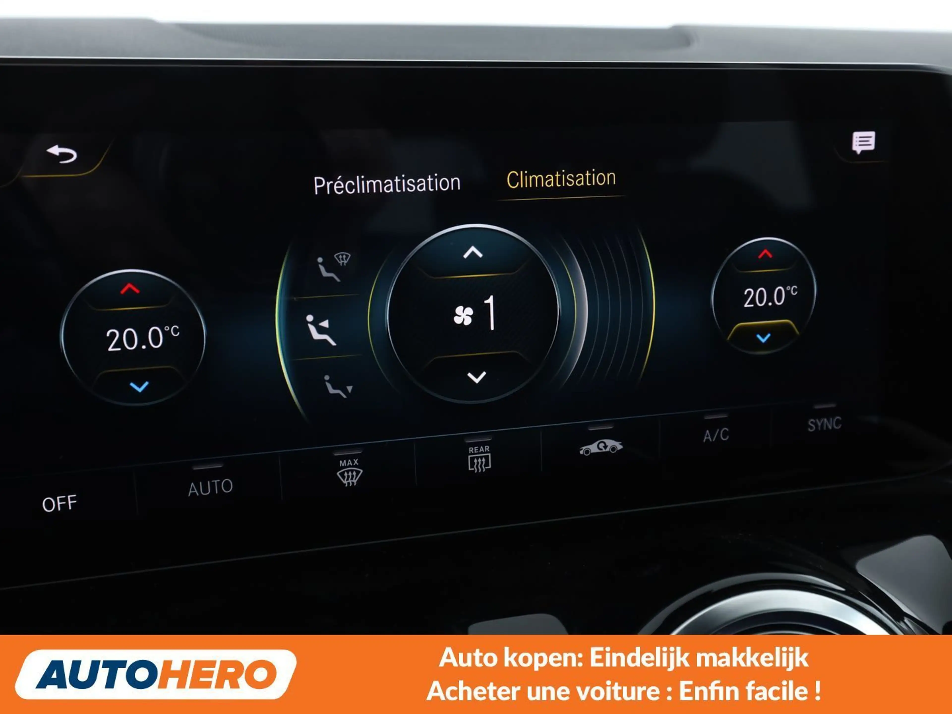Mercedes-Benz GLA 250 GLA 250e AMG Line — photo 13