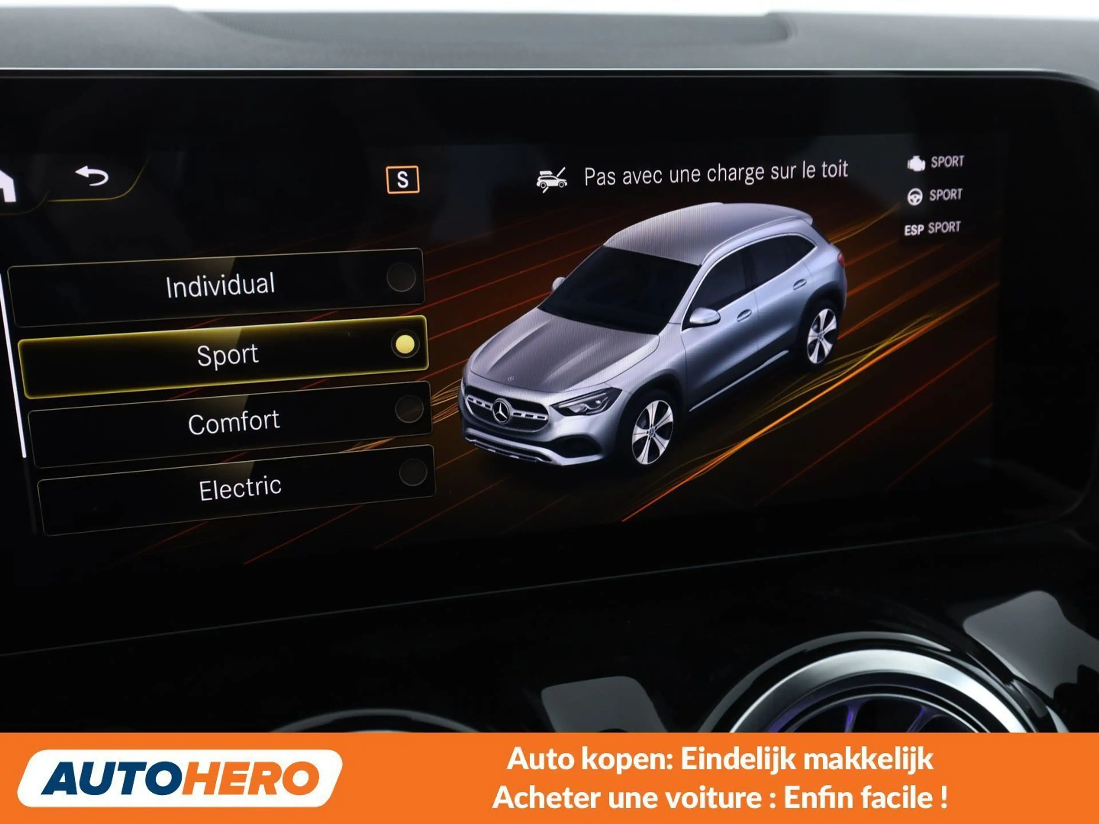 Mercedes-Benz GLA 250 GLA 250e AMG Line — photo 12