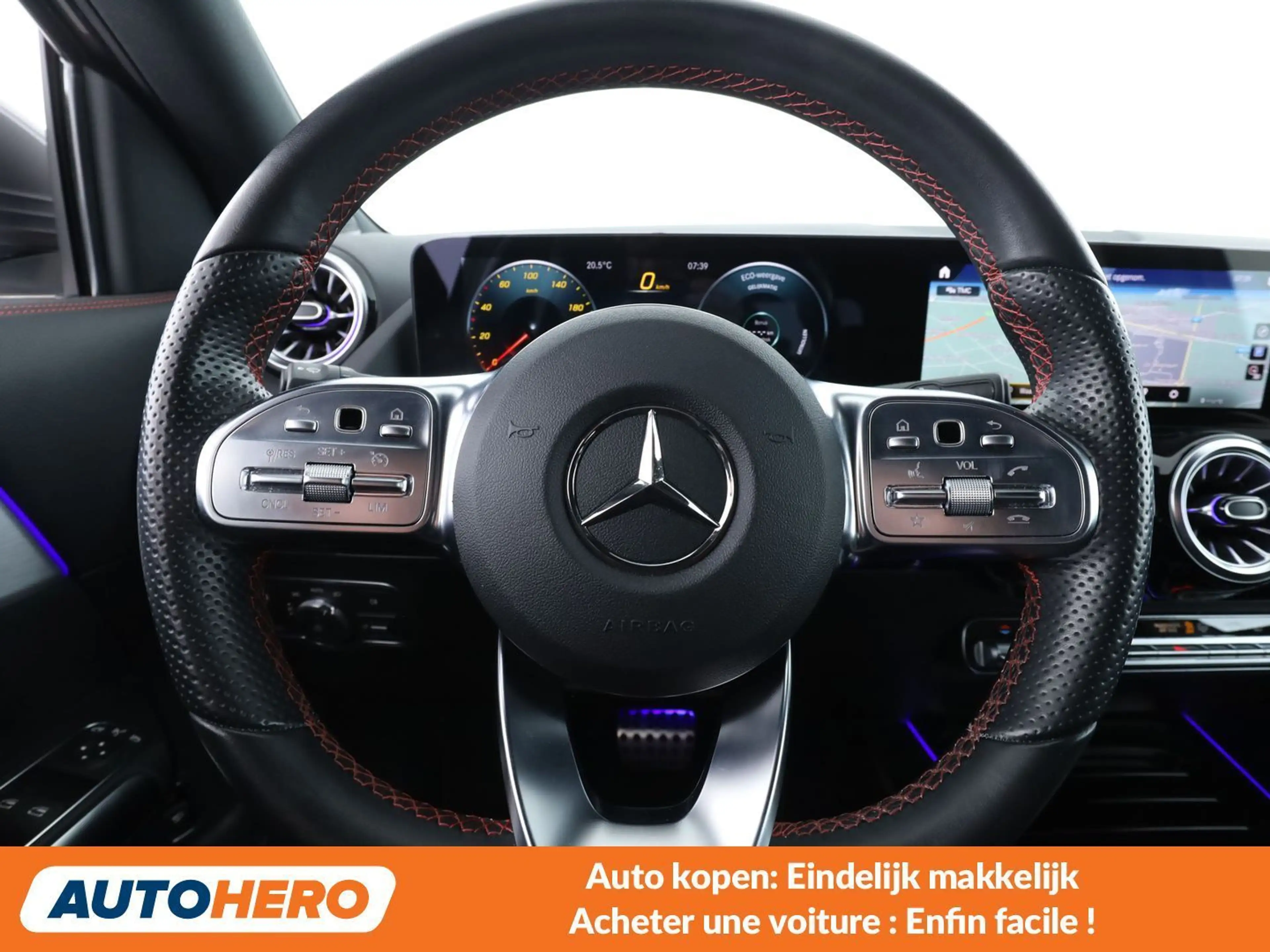 Mercedes-Benz GLA 250 GLA 250e AMG Line — photo 5
