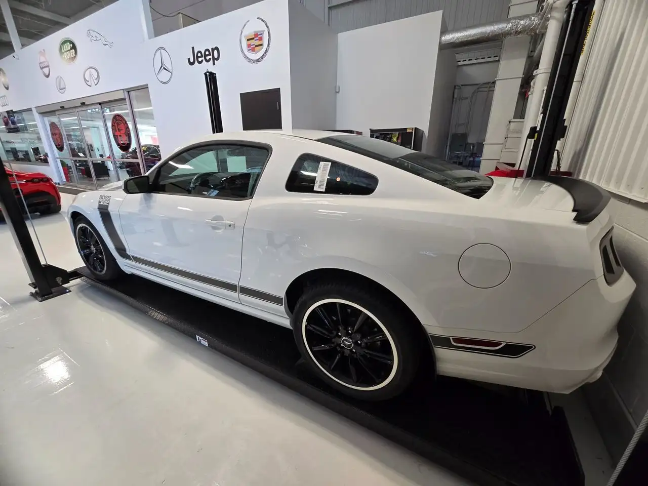 Ford Mustang снимка Ford Mustang