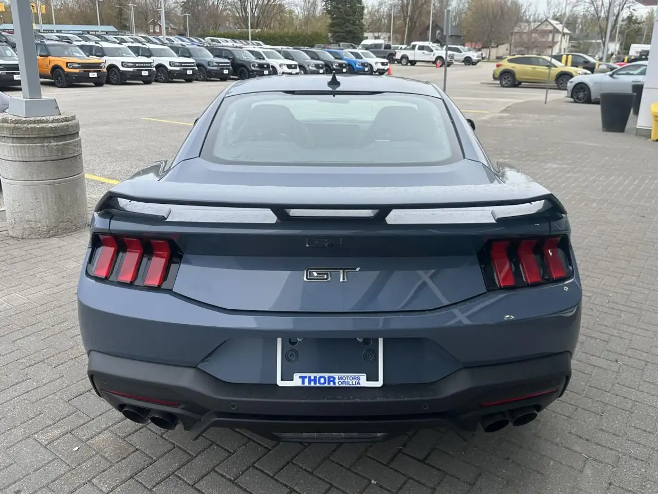 Ford Mustang снимка Ford Mustang