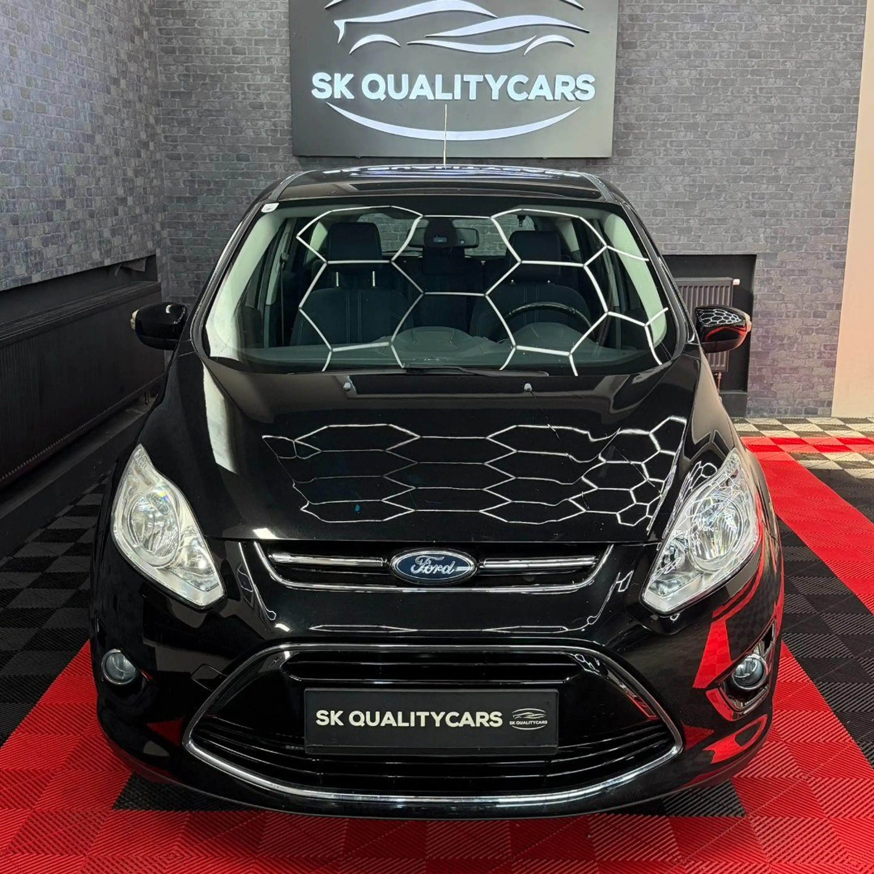 Ford C-Max Titanium — photo 3