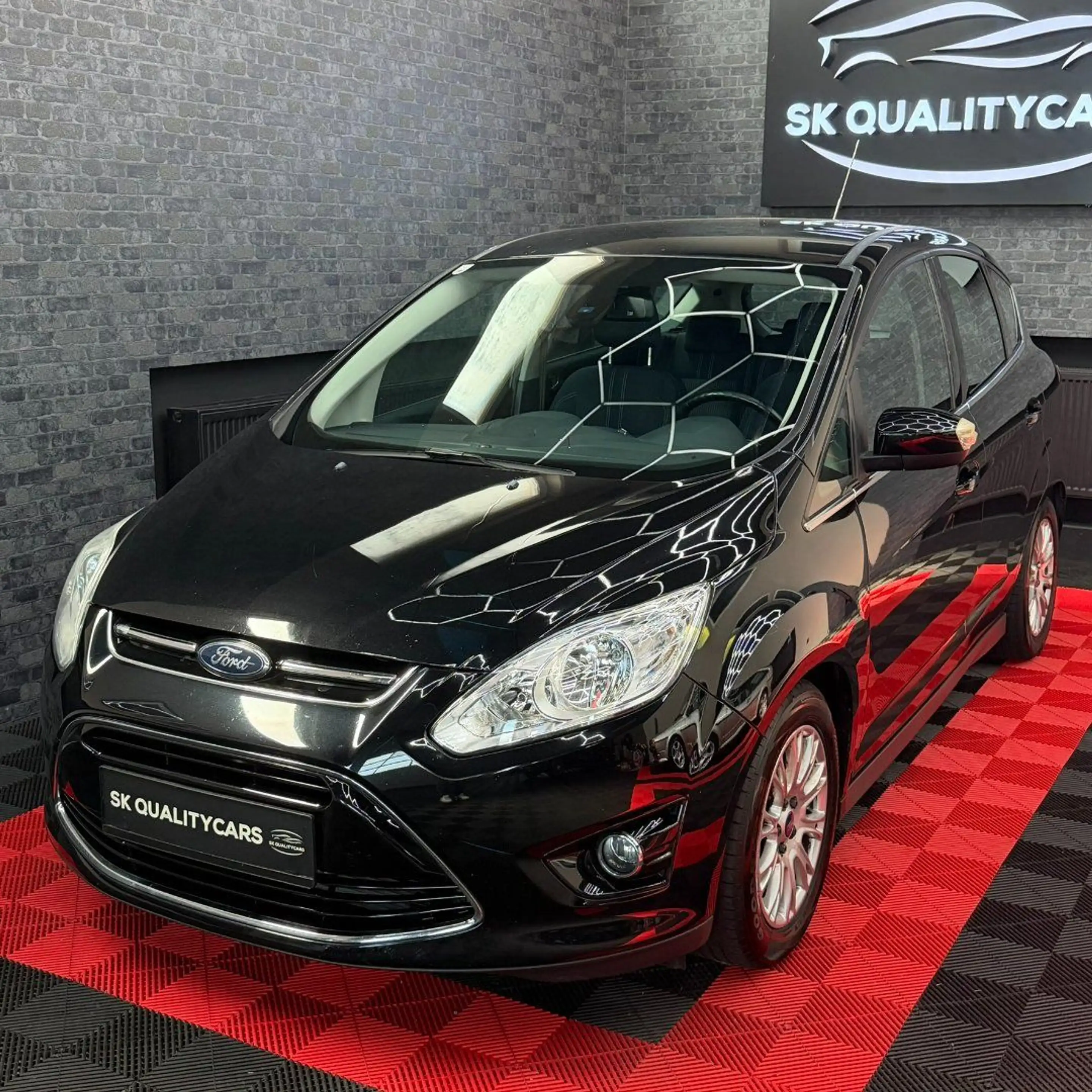 Ford C-Max Titanium — photo 5