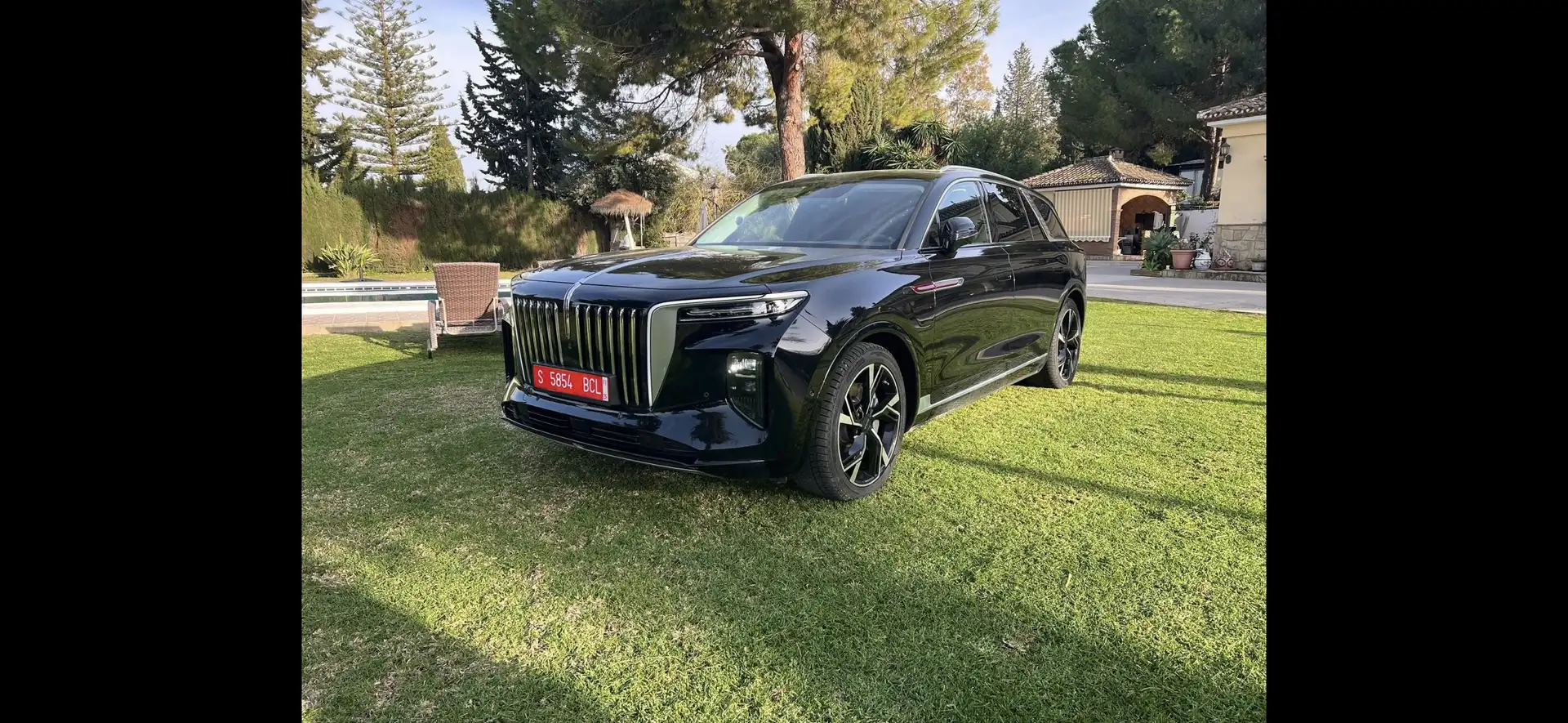 Hongqi E-HS9 Exklusive Long Range President - 1