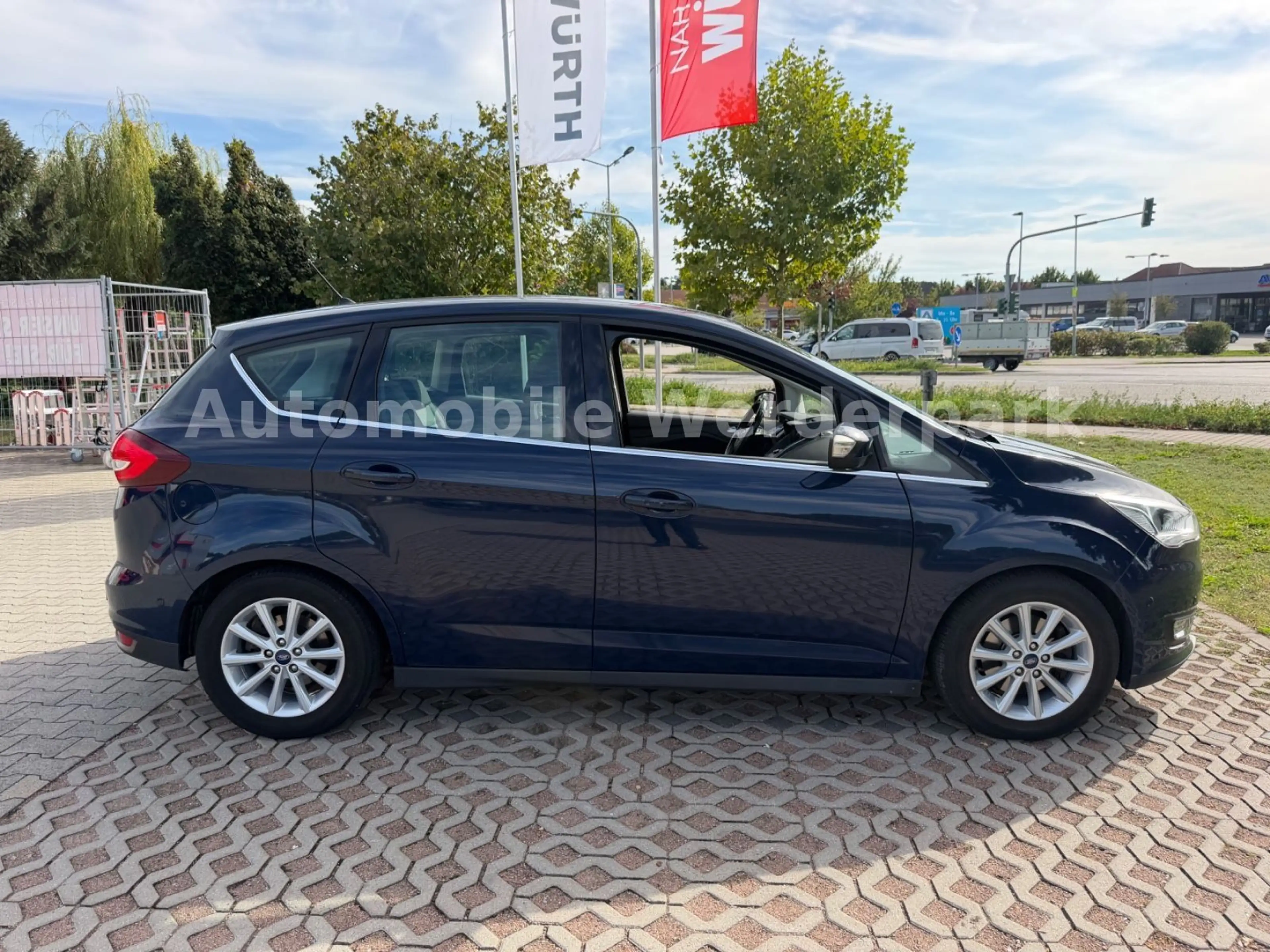 Ford C-Max C-MAX Titanium — photo 9