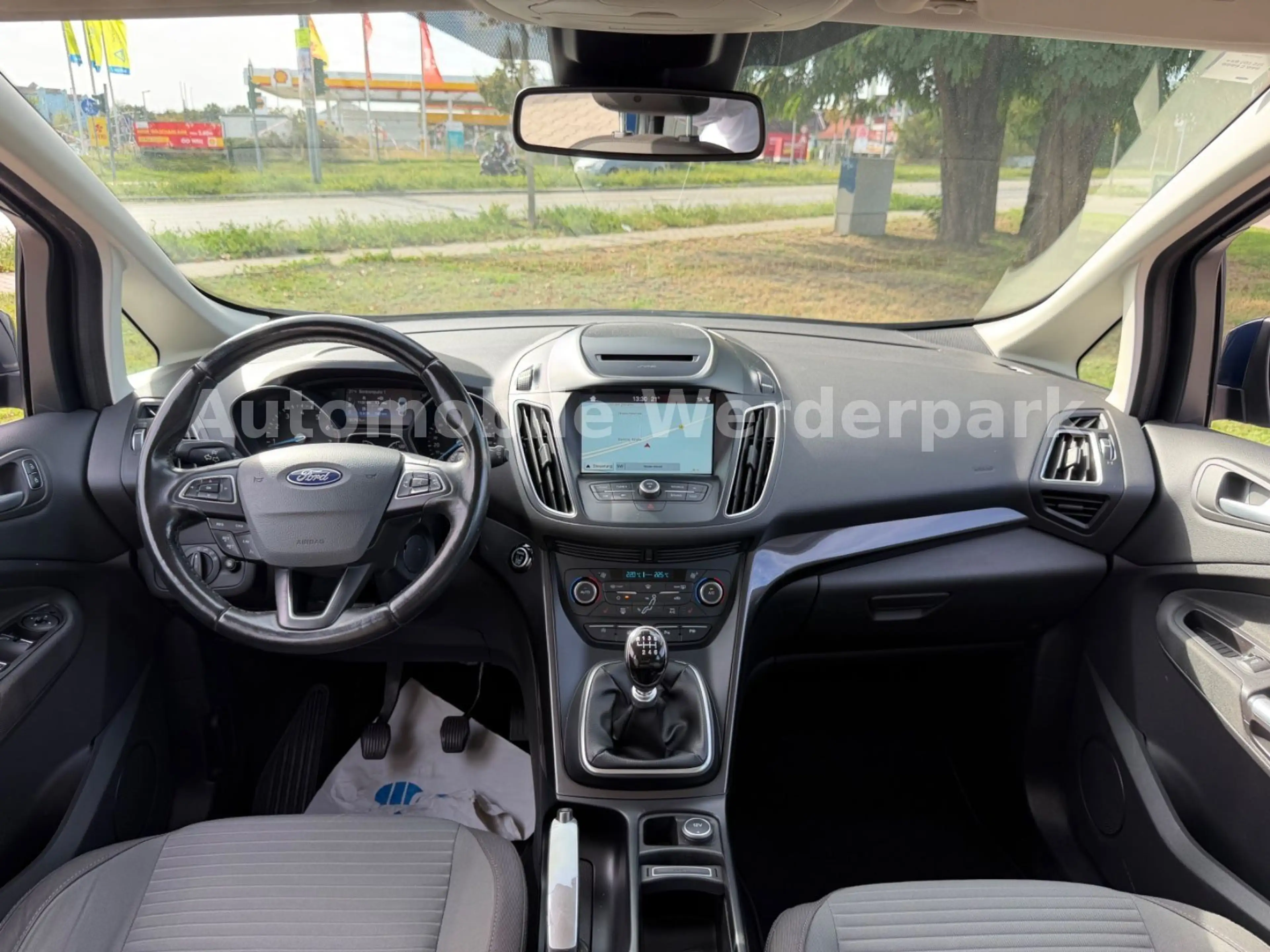 Ford C-Max C-MAX Titanium — photo 14