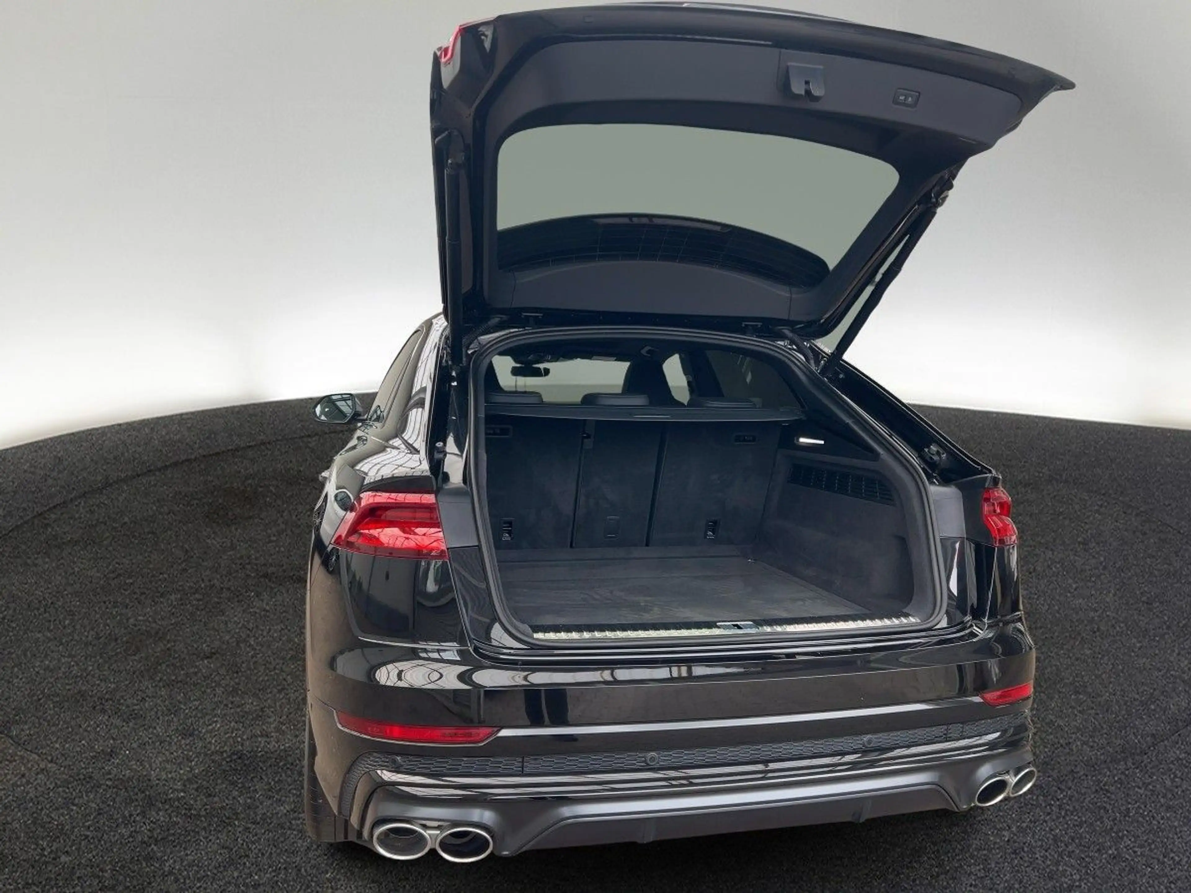 Audi SQ8 4.0 TFSI quattro tiptronic B&O Panorama Stan — photo 10