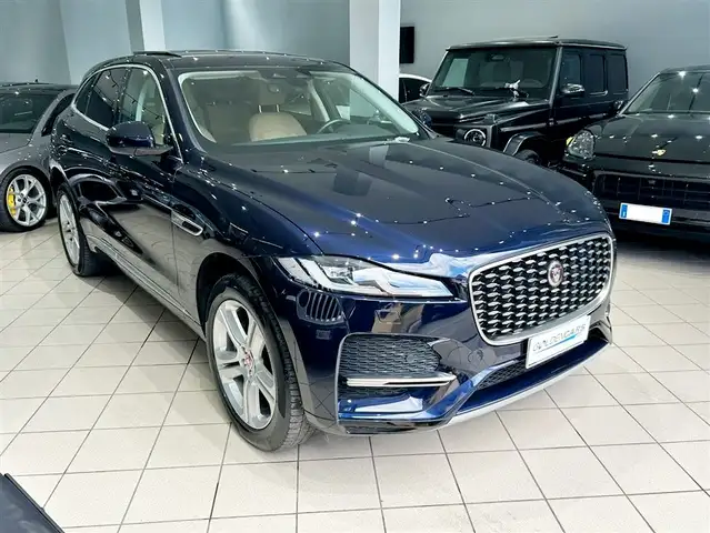 Jaguar F-Pace 2.0d i4 mhev SE awd 204cv auto