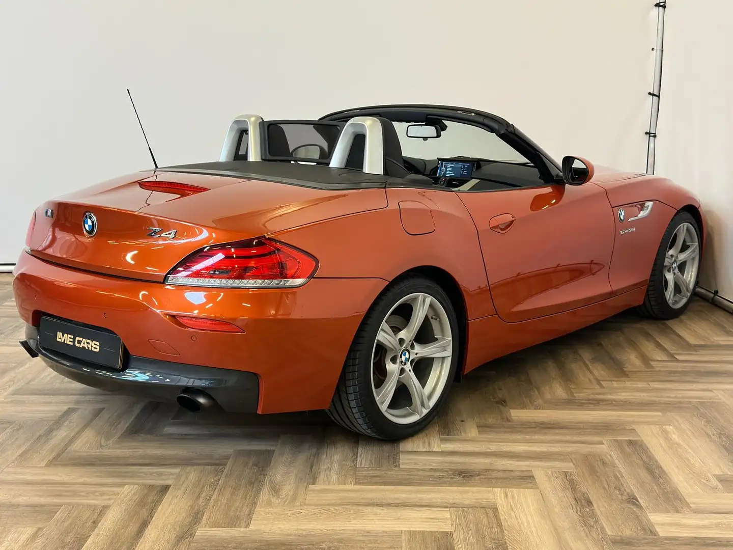BMW Z4 Roadster SDrive35i High Executive |AUTOMAAT |306PK Orange - 2