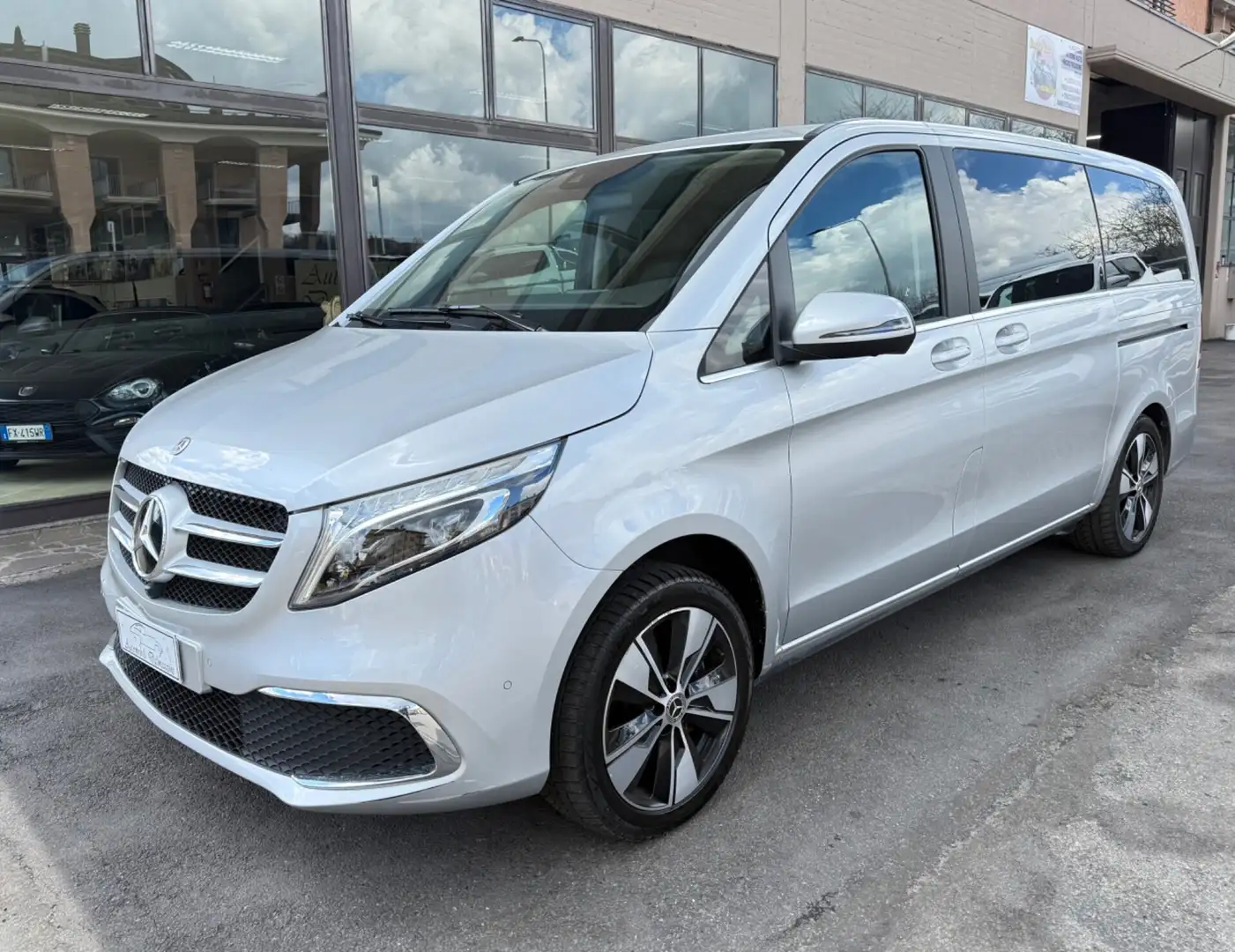 Mercedes-Benz V 250 4matic Possibilità Trasporto Disabili Argento - 2