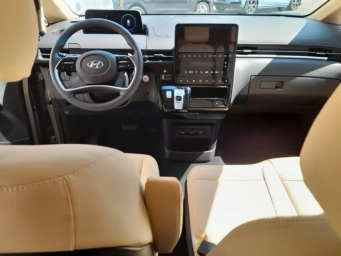 Hyundai STARIA Prime 2WD 2.2 CRDi DCT 9-Sitzer Panorama Grey - 2