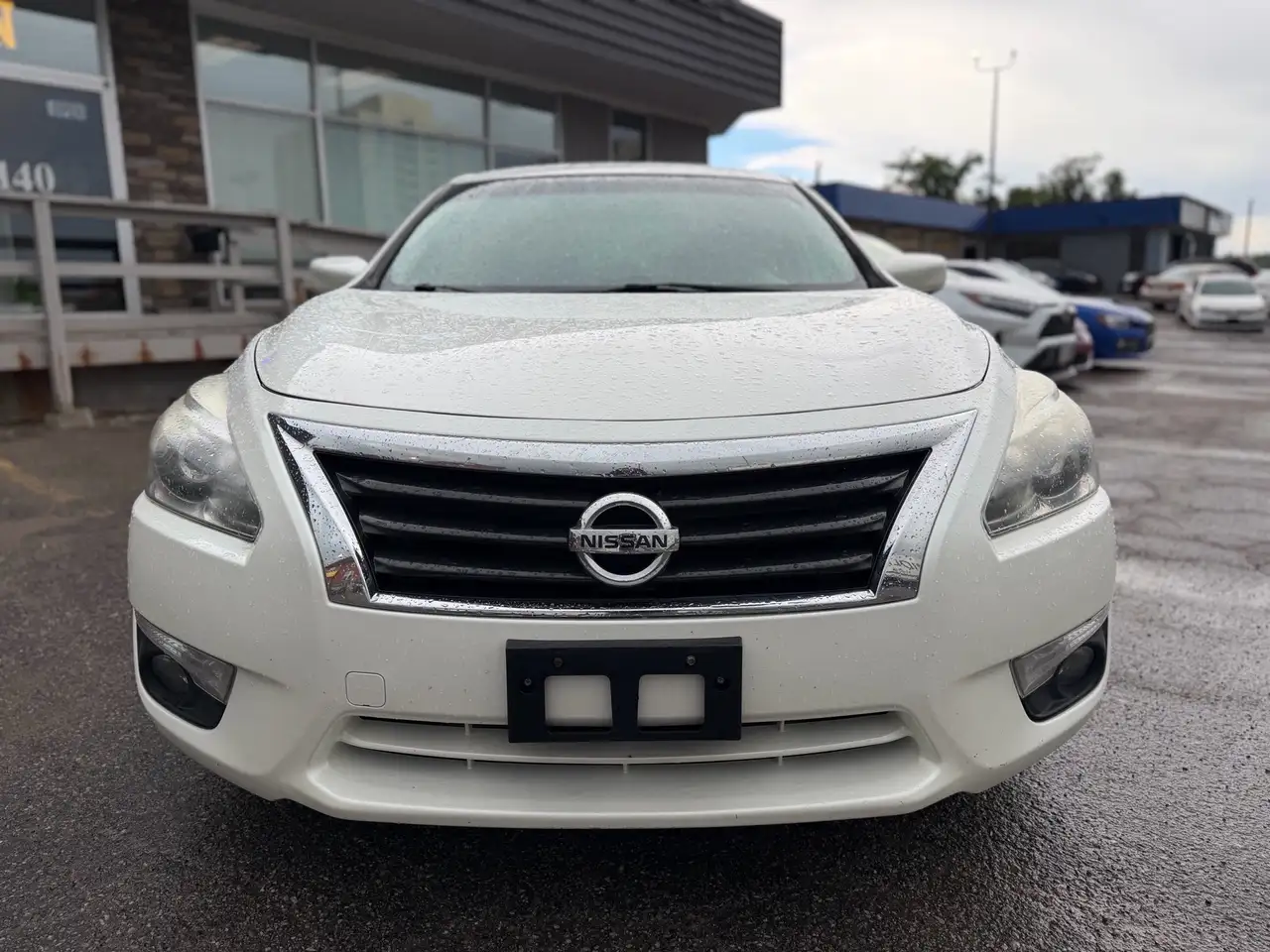 Nissan Altima fotografie Nissan Altima