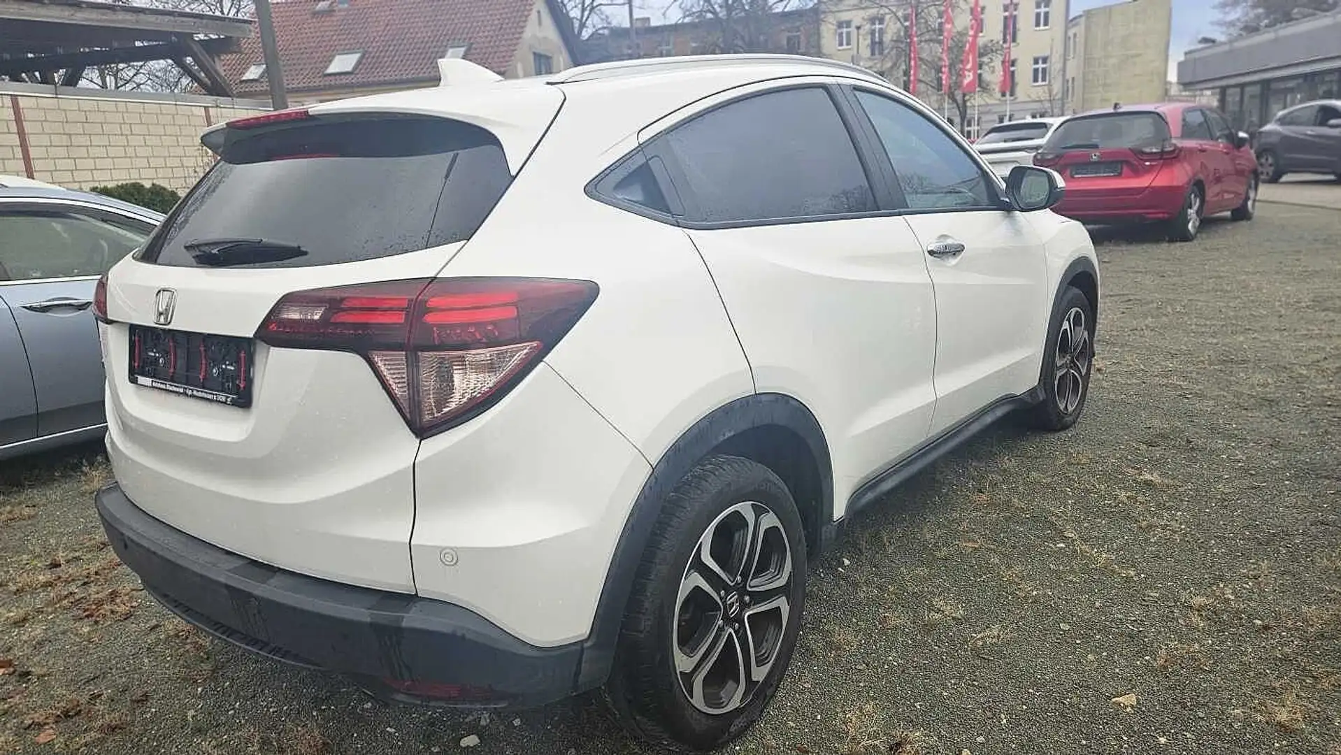 Honda HR-V 1.5 i-VTEC Executive Blanc - 2