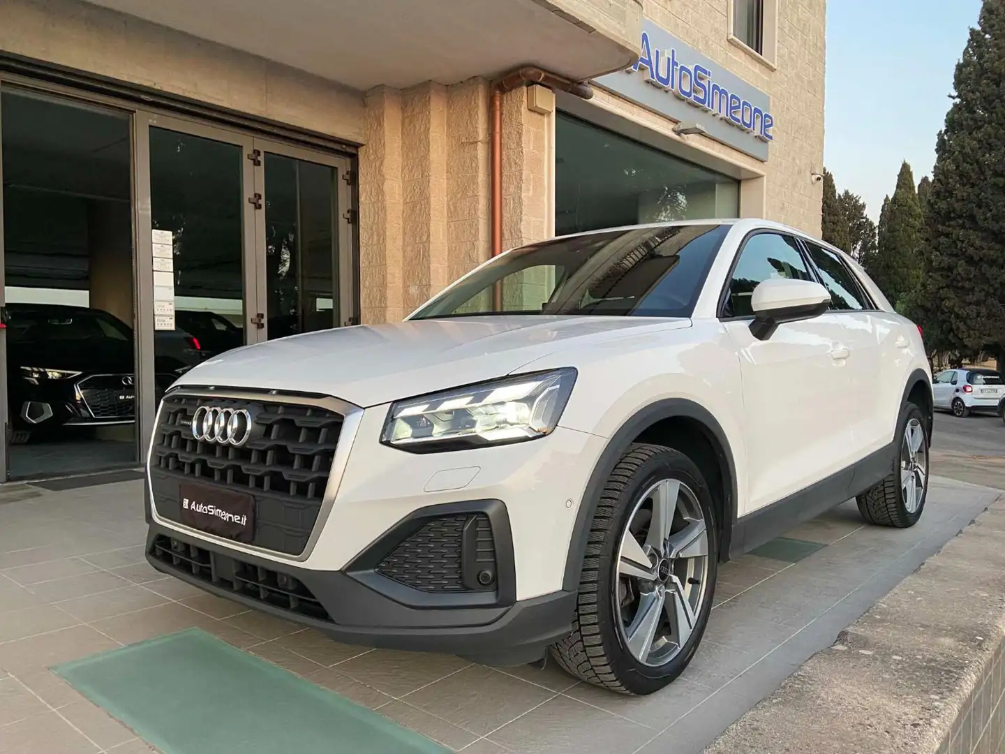 Audi Q2 35 2.0 TDI quattro S tronic Admired VIRTUAL Blanc - 1