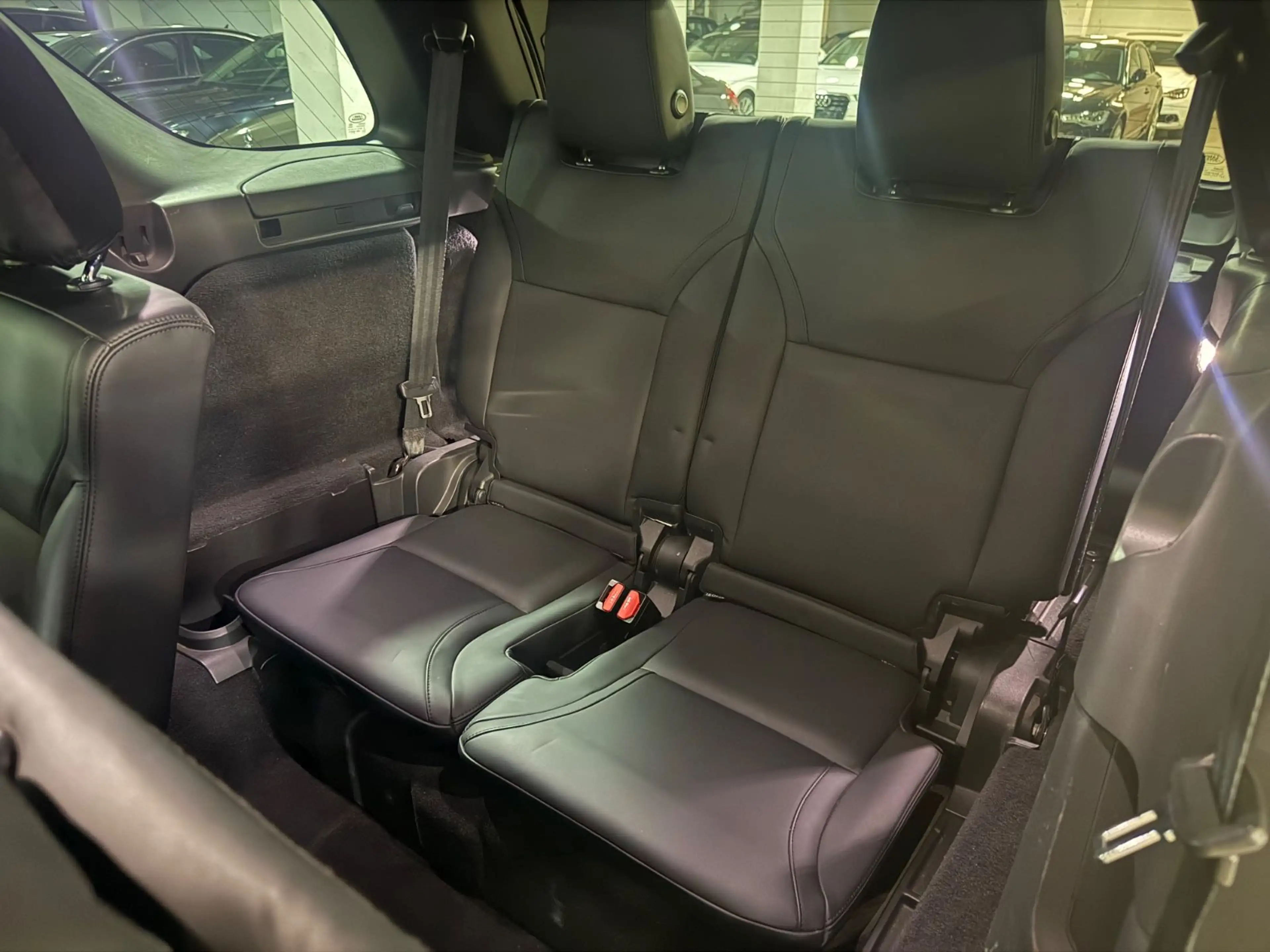 Land Rover Discovery 5S SD4 7Sitzer~Leder~Navi~Klima~22Zoll — photo 11