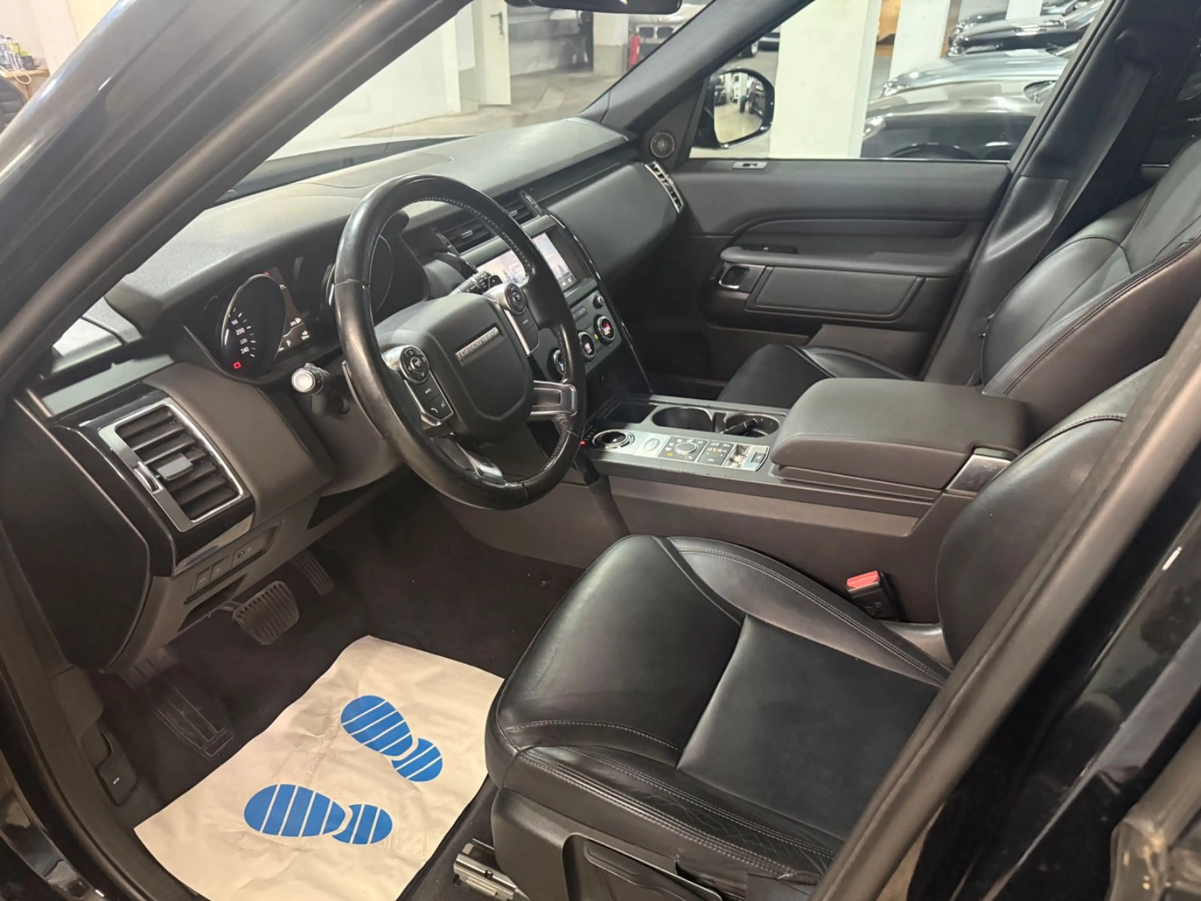Land Rover Discovery 5S SD4 7Sitzer~Leder~Navi~Klima~22Zoll — photo 8