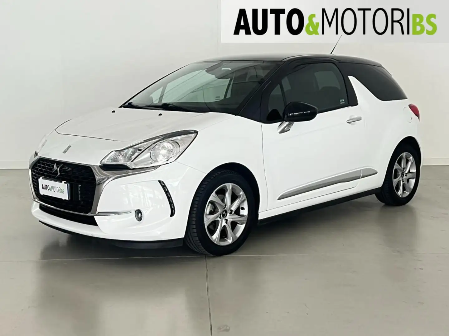 DS Automobiles DS 3 BlueHDi 75 Sport Chic Bianco - 1
