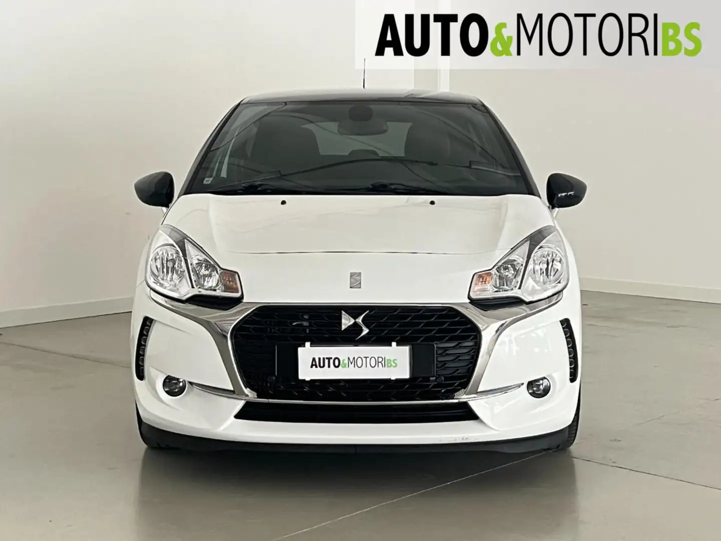 DS Automobiles DS 3 BlueHDi 75 Sport Chic Bianco - 2