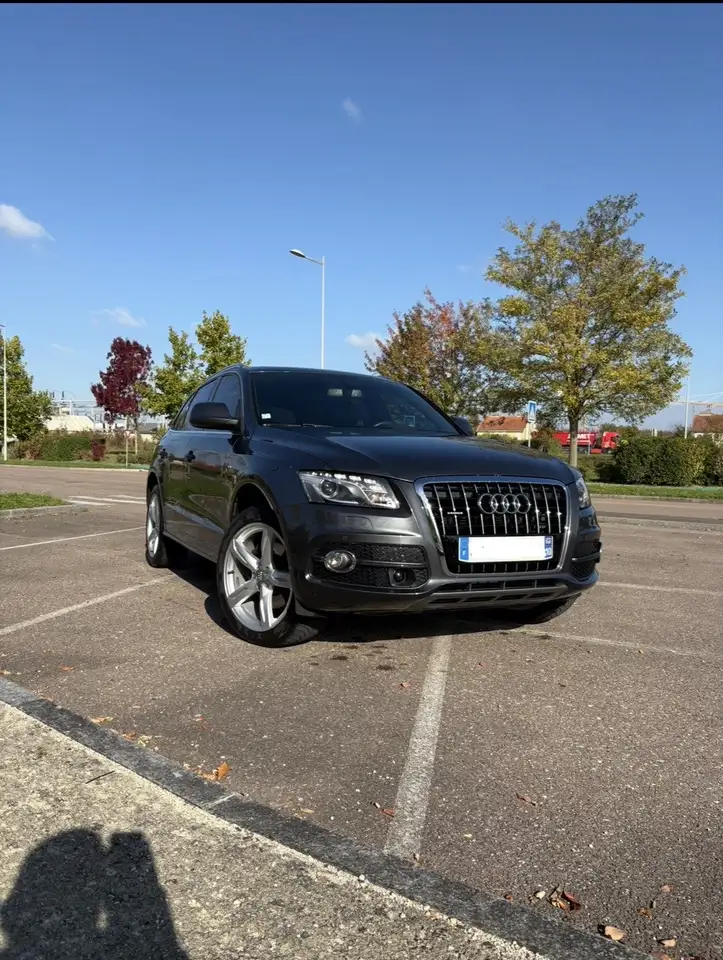 Audi Q5 V6 3.0 TDI 240 DPF Quattro S Line tronic