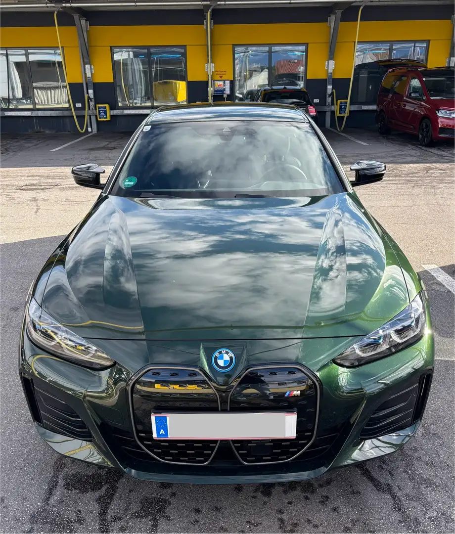 BMW i4 Gran Coupe xDrive M50 80,7kWh Grün - 2