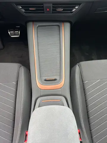 Cupra Born view 13