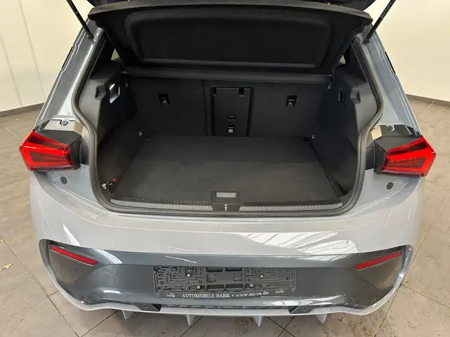 Cupra Born view 6