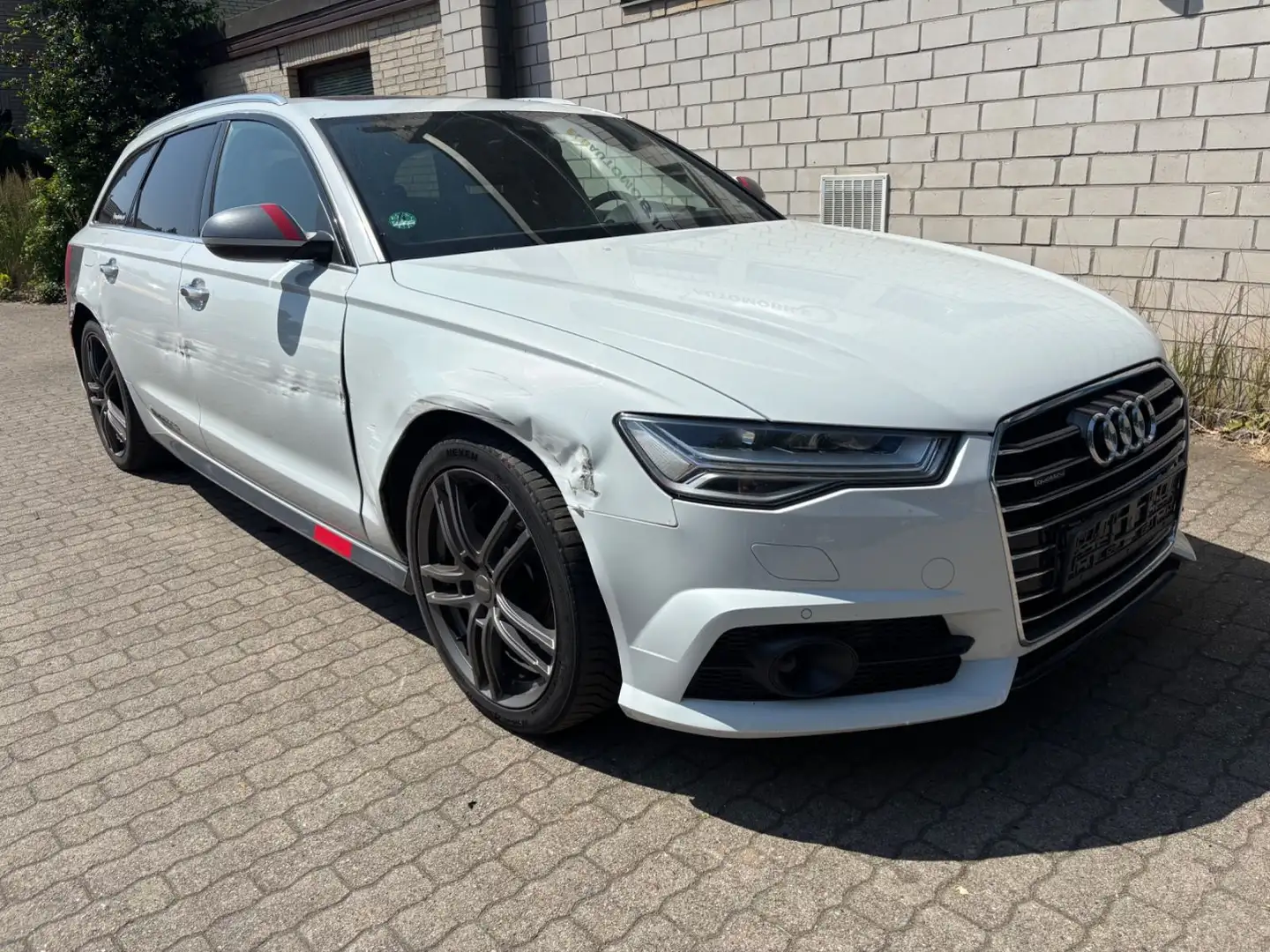 Audi A6 Avant 3.0 TDI quattro Leder/Pano/HuD/NightVis Wit - 1